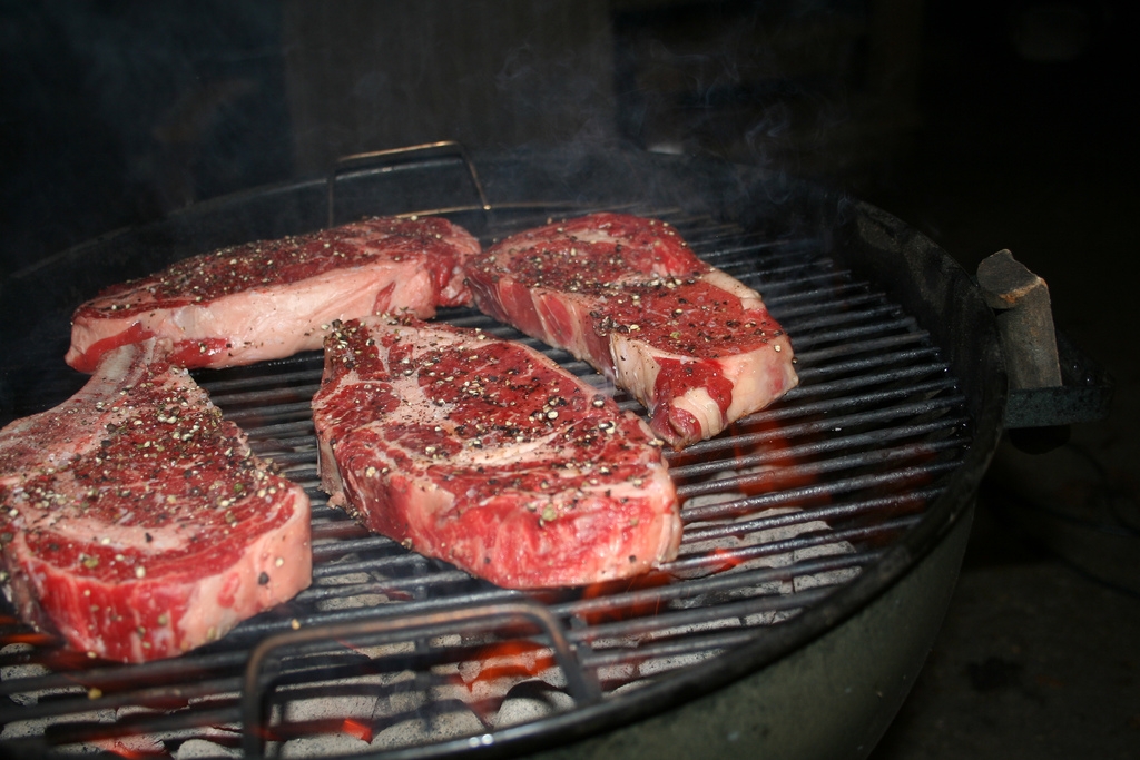 Grillezés csonttal vagy csont nélkül?